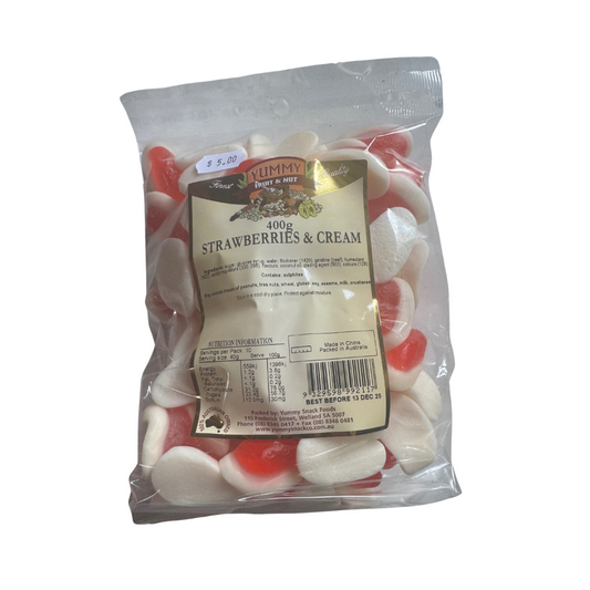 Yummy Strawberries & Cream 400g BAG
